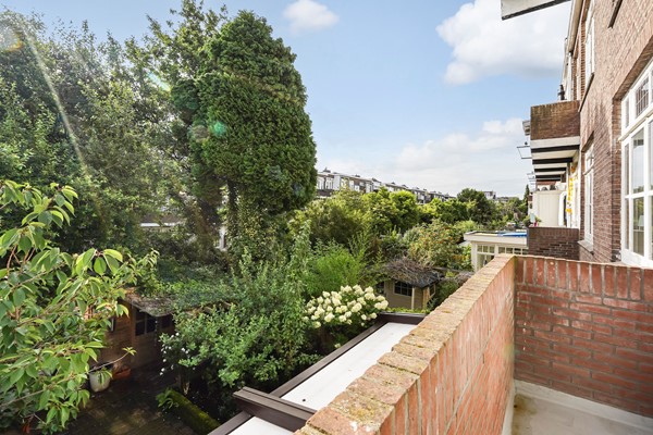 Medium property photo - Stuyvesantstraat 335, 2593 GK Den Haag